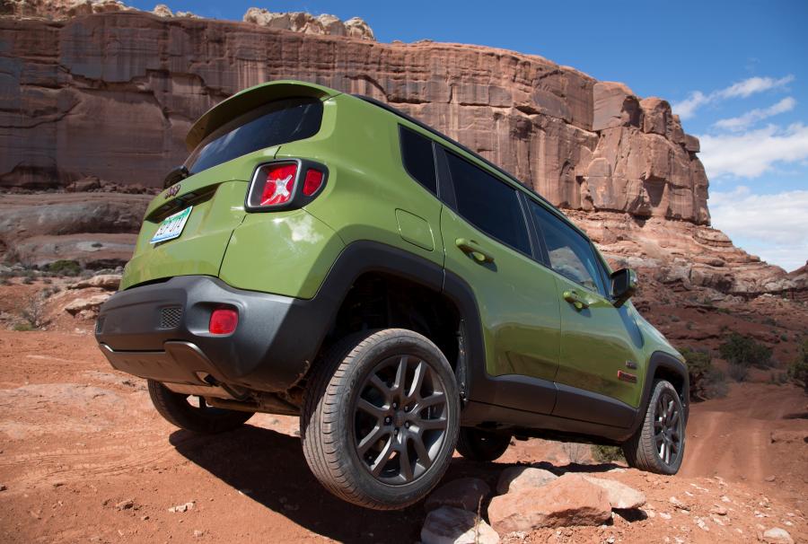  Jeep Renegade 75th Anniversary 2016 года  (NA) (фото 6 из 14)